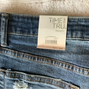 Time and tru jeans size 18 mid-rise